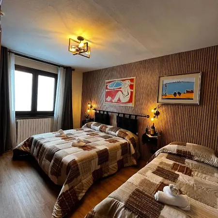 Hotel Genevris Cinq 2*