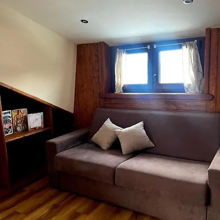 Genevris Cinq מלון