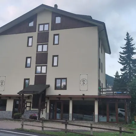 Genevris Cinq Hotel 2*